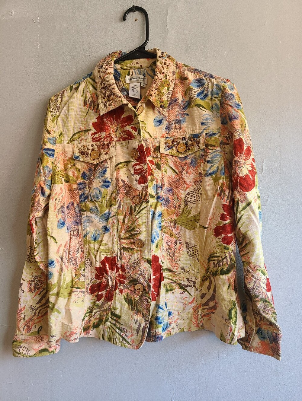 Women's medium cotton beige w/colorful floral print jacket wooden buttons